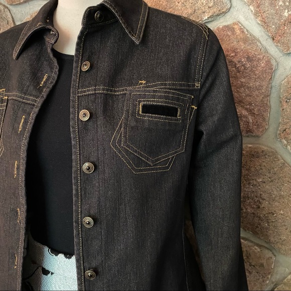 New condition denim shacket with interesting detailing - Picture 2 of 6